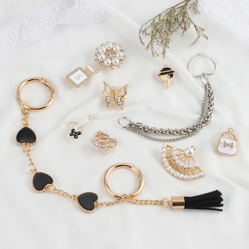 2023 New Arrival Classic Custom Cartoon PVC Croc Charms Wholesale  Mexican Shoe Charms for croc shoes accessories