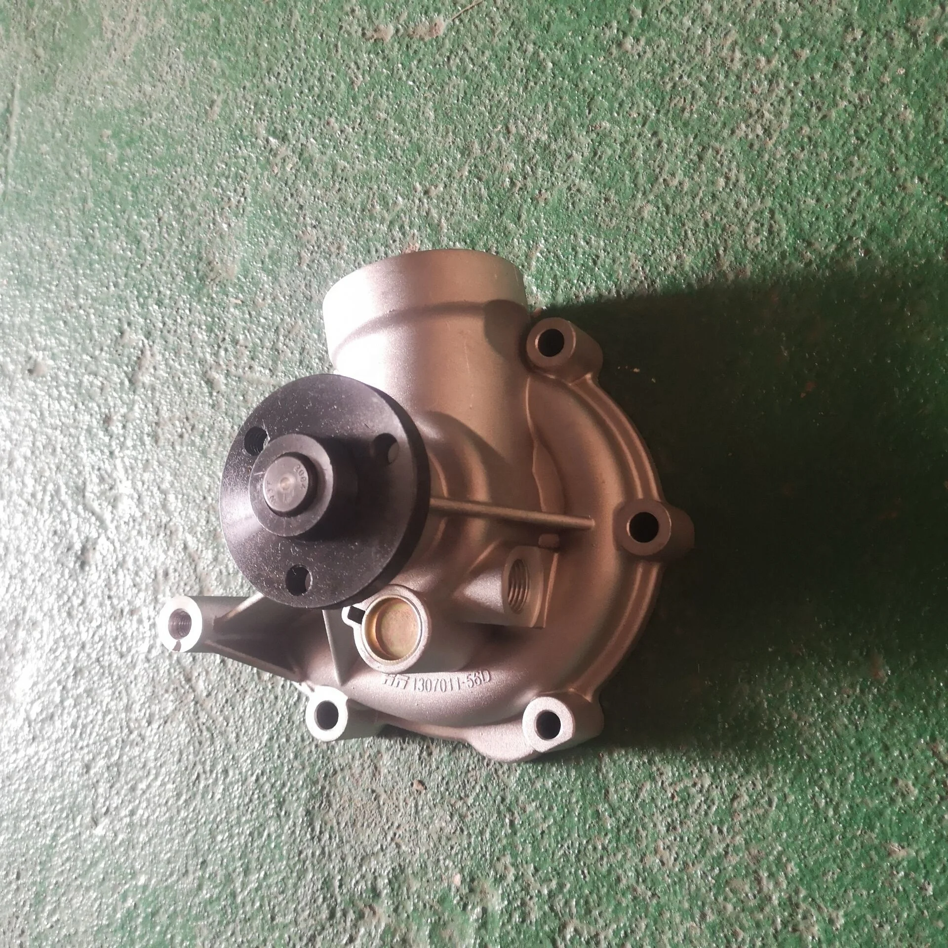 Water pump 04259546 for deutz BFM2012 engine parts 56D