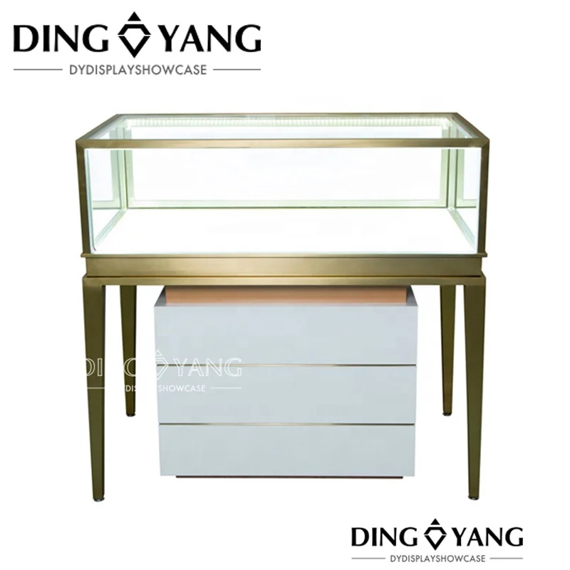 Table Jewelry Display.jpg