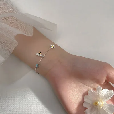 Fashion Honey Bee Bracelet Statement Sweet Flower Shape 18K Gold Plated Chain Bracelets Fine Jewelry for Women Girls