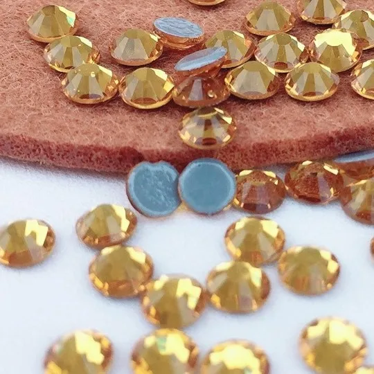 Wholesale Mix Size Strass Flatback Crystal Stone Color Glass Nail Rhinestones 1400 Rhinestones for Nail