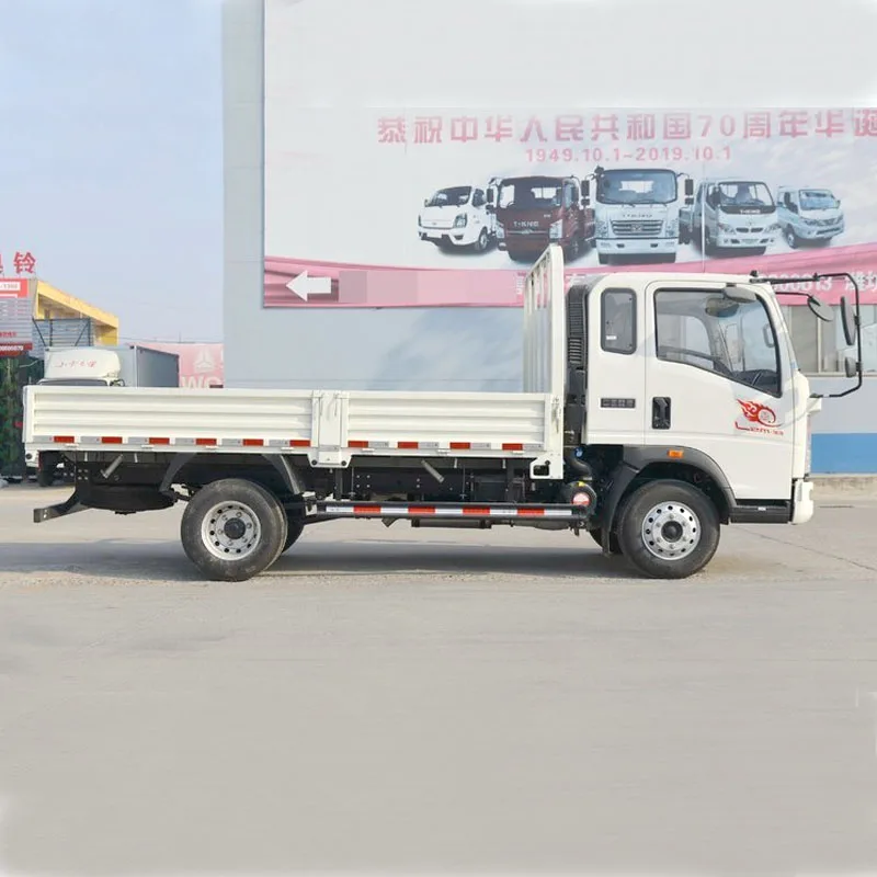 new cheap mini sinotruk howo 4X2 5tons cargo trailer trucks for sale