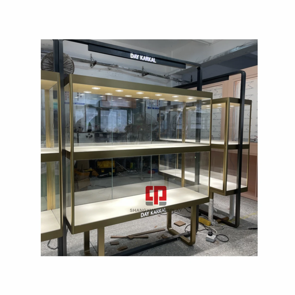 Luxury Jewelry Brand Counter Cabinet Show Case Display Glass Jewelry Showcase Jewelry Shop Window Display