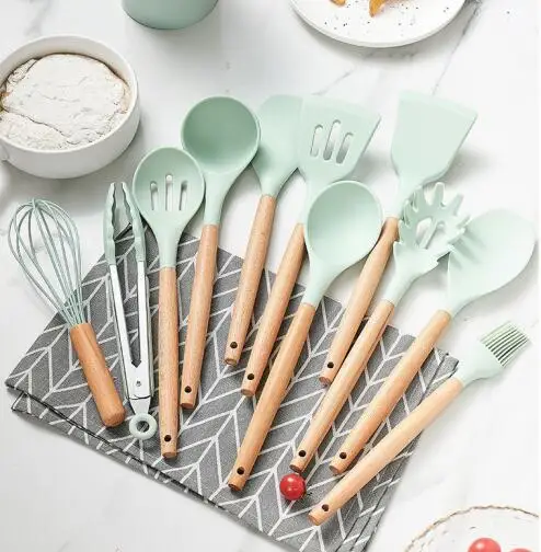 Kitchen Gadgets Wooden Handles Silicone Spatula Mat Spoon Nonstick Cookware Utensil Silicone Cooking Kitchen Utensils Silicone