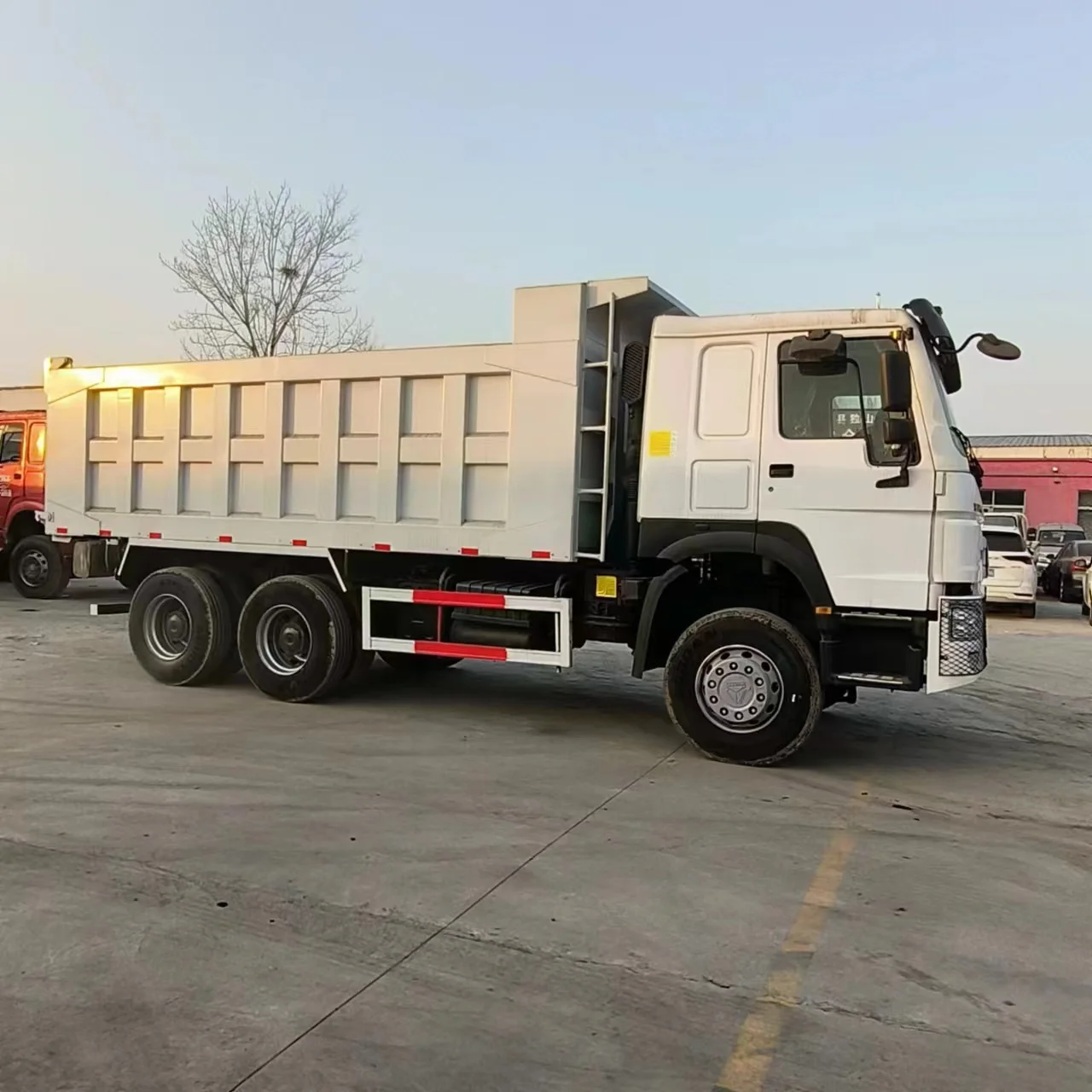 China National Heavy Duty Truck Haowo 20 ton 10 wheeled second-hand dump truck dump truck 6x4 in good condition