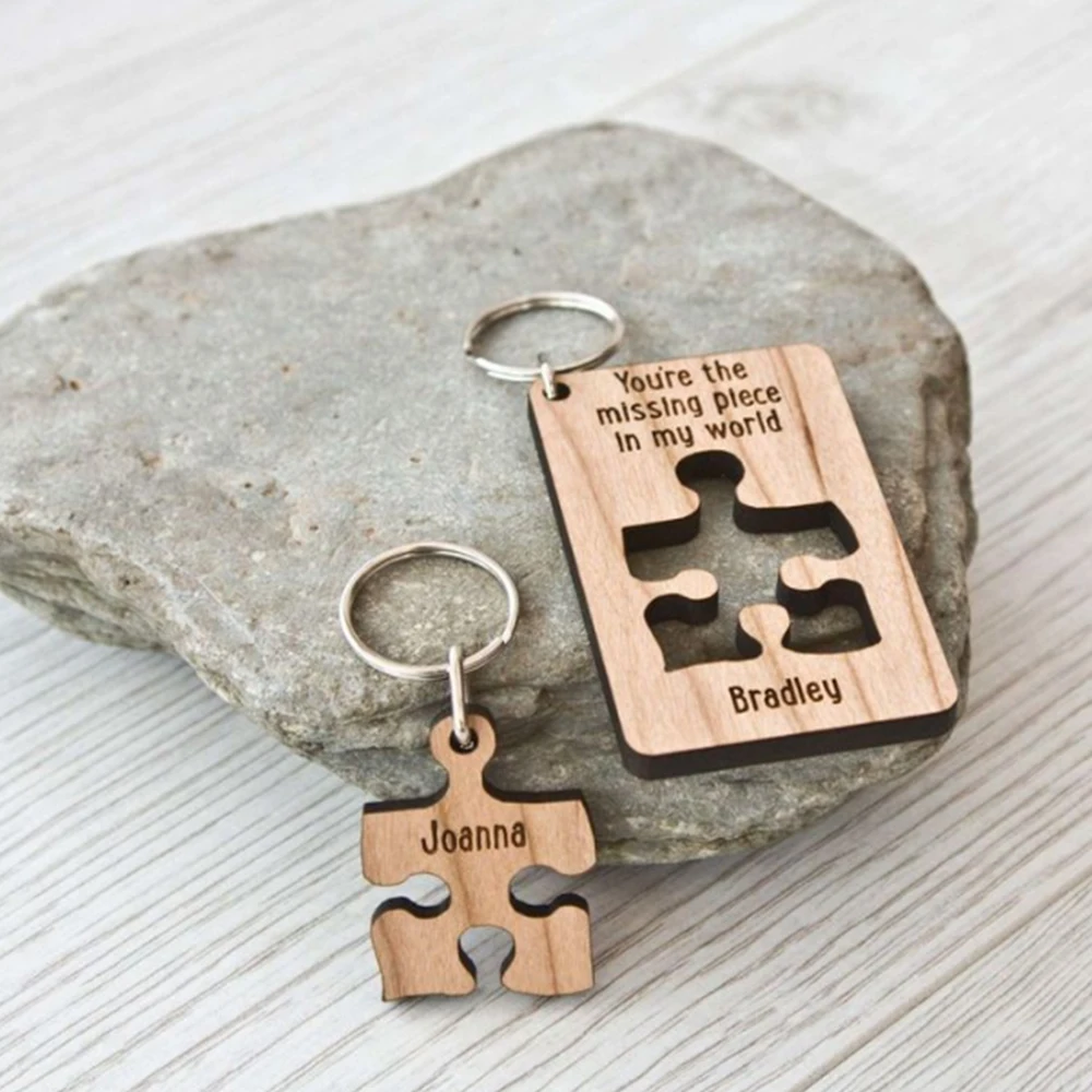 Hot Sale Keychain Customized Key Fob Hollow Pure Wood Keychain Cartoon Animals Keychain