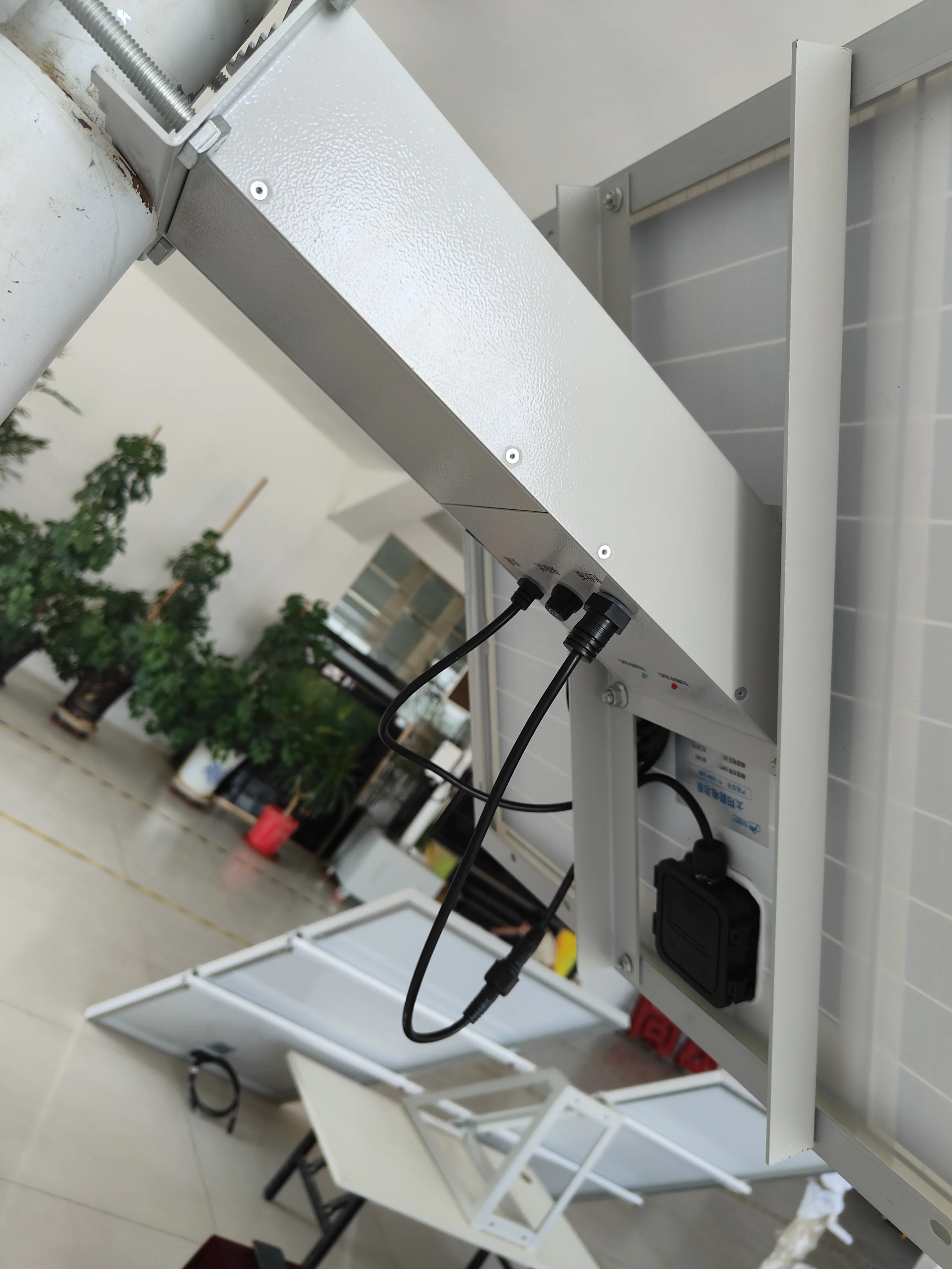 Outdoor wireless solar security camera system Solar Panel With Built in Lithium Battery Smart Solar Security System