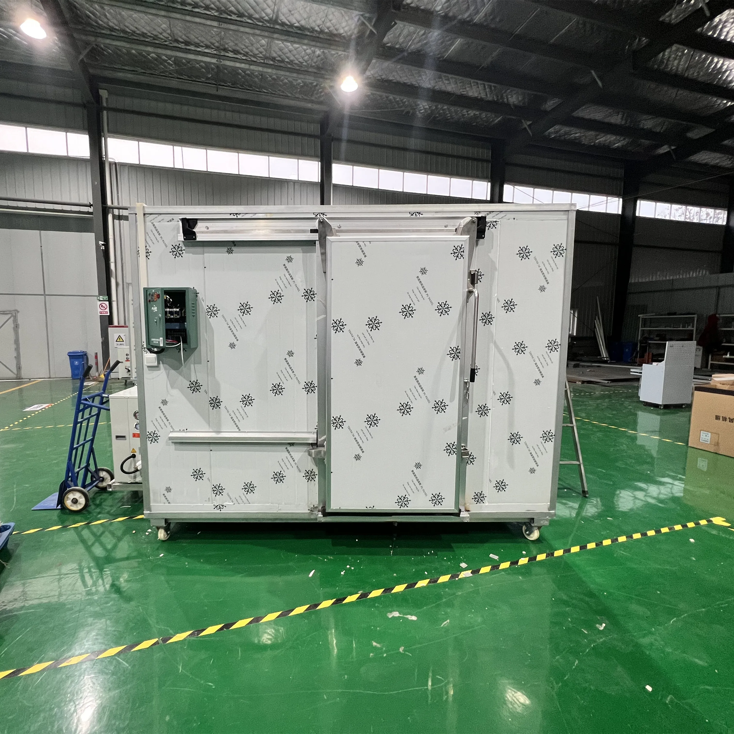 Various Hotel Cold Room and Refrigeration Equipment For Sale