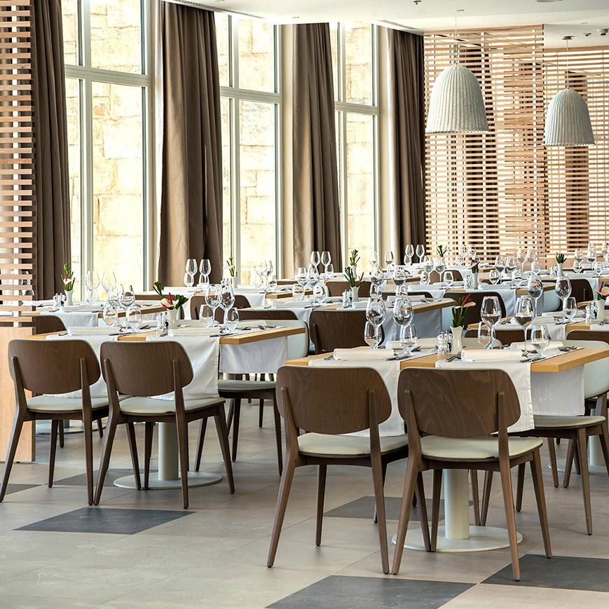 Современные кожаные ресторанные стулья с мягкой обивкой для помещений