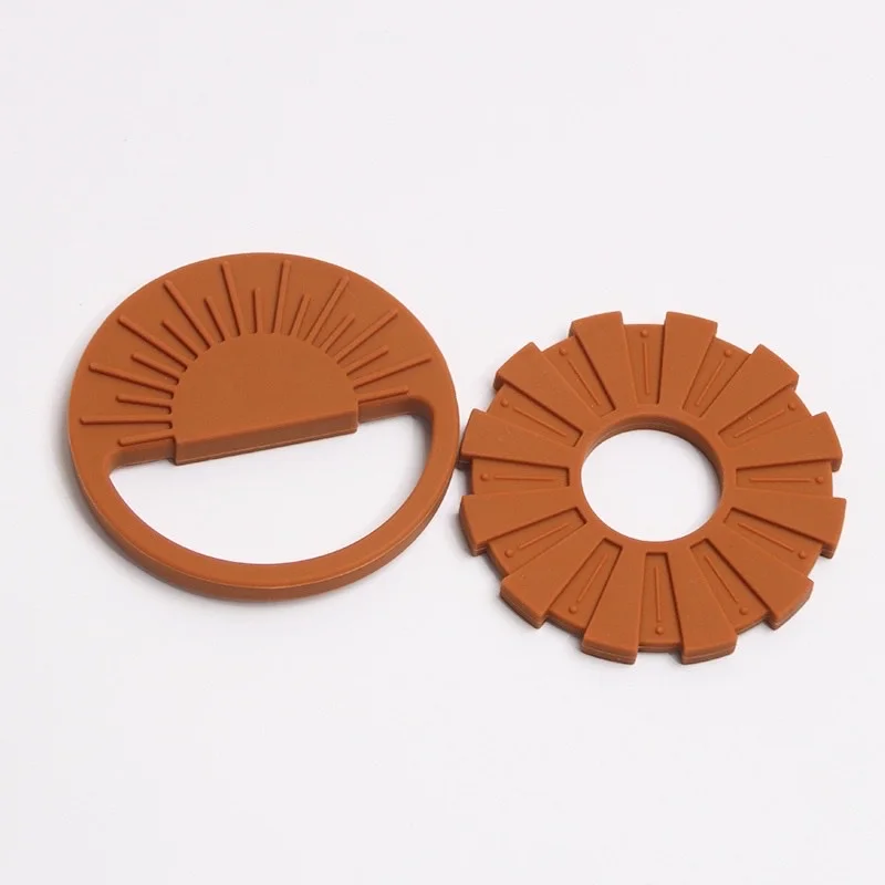 
2021Amazon new tee new design baby teether teether teeth soothing toys BPA-free toys that can be sterilized by high temperature 