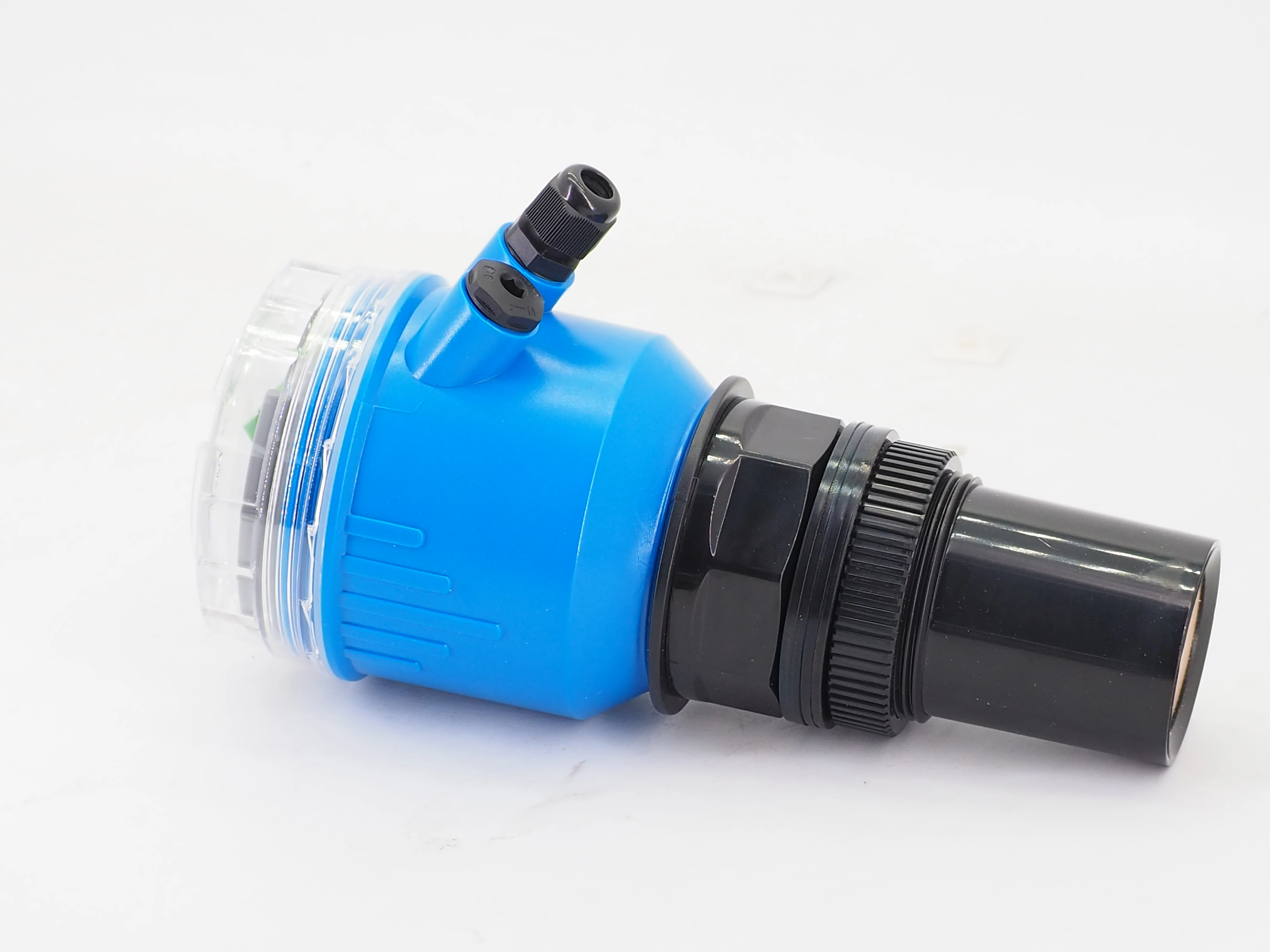 Water Level Sensor for Tanks with High-Precision Measurement Capabilities Smart Integrated Ultrasonic Level Sensor