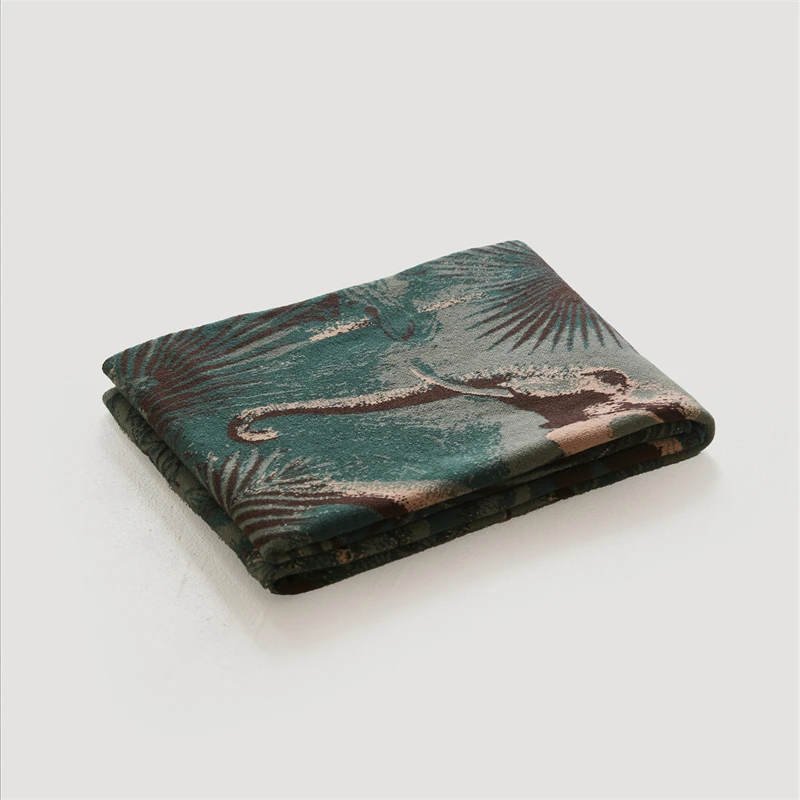 Accept custom animal world cozy OEKO-TEX soft lightweight luxury  knit blanket for bedroom SNY