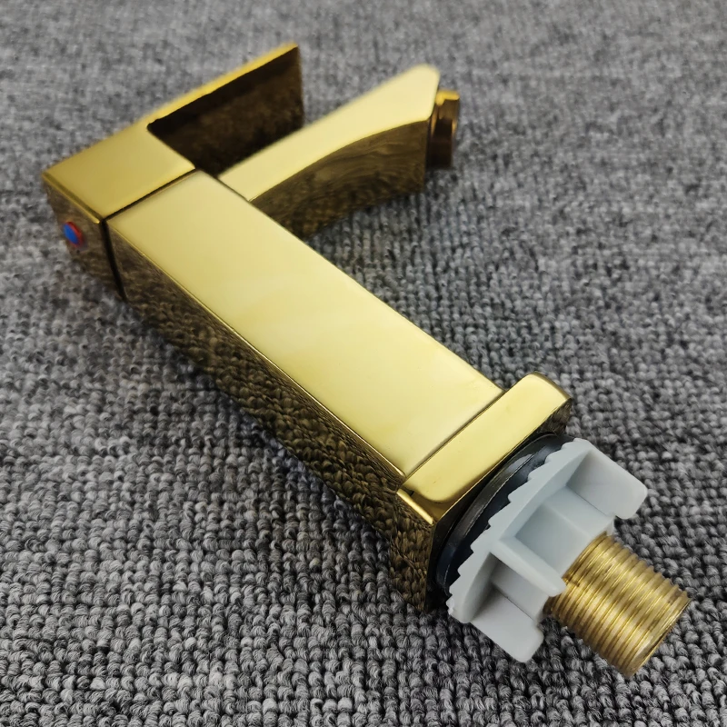 Square Design Brass Cartridge Zinc alloy body Zinc alloy handle Single cold basin faucet gold Tap