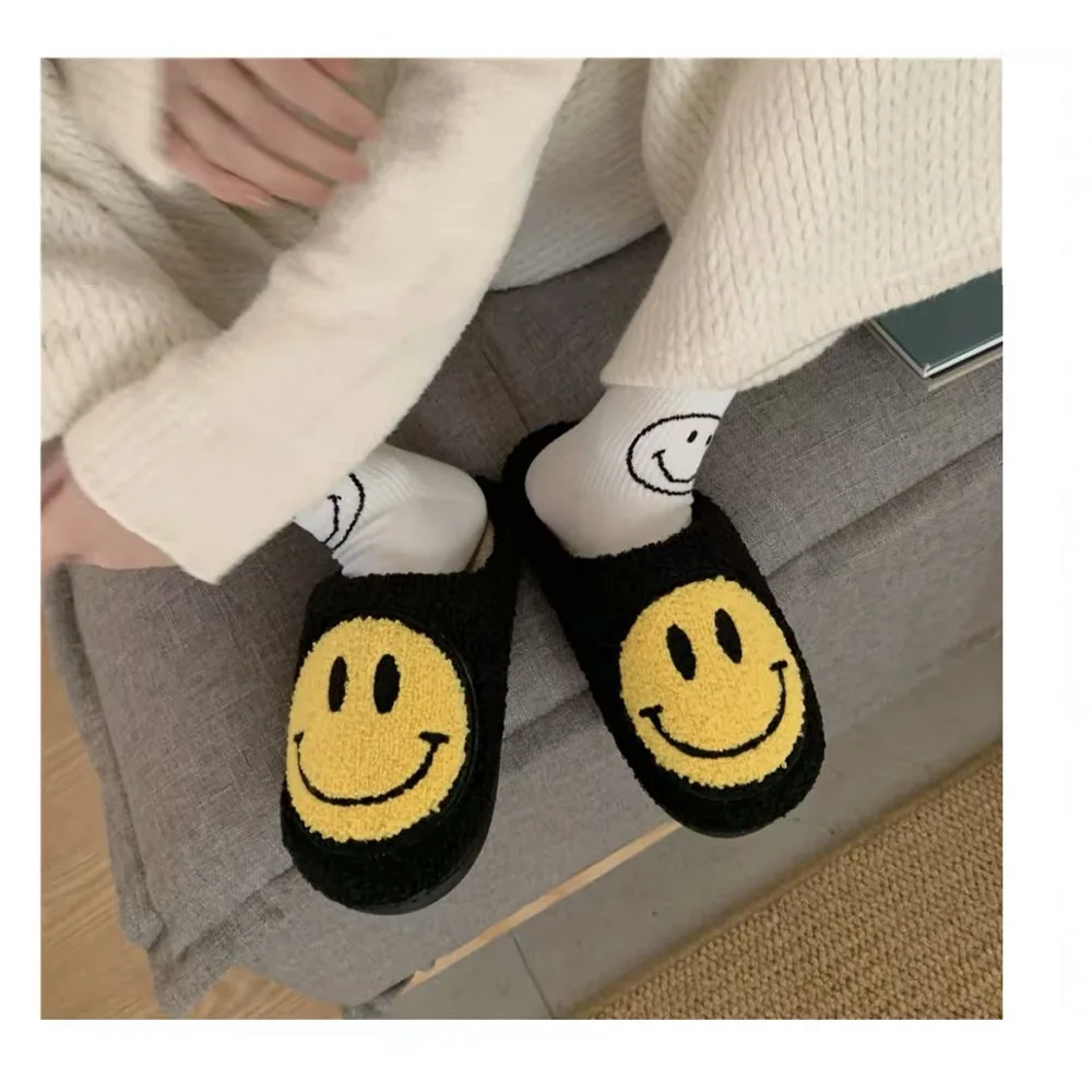 2022 Hot Sale Microterry Fashionable Fluffy Comfortable Happy Face Smiley face Home slippers for women Lady
