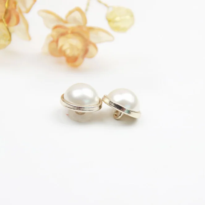 Wholesale 14MM Inlaid Pearl round Metal Sewing Foot Button for Shoes and Bags Made from Copper by Manufacturer