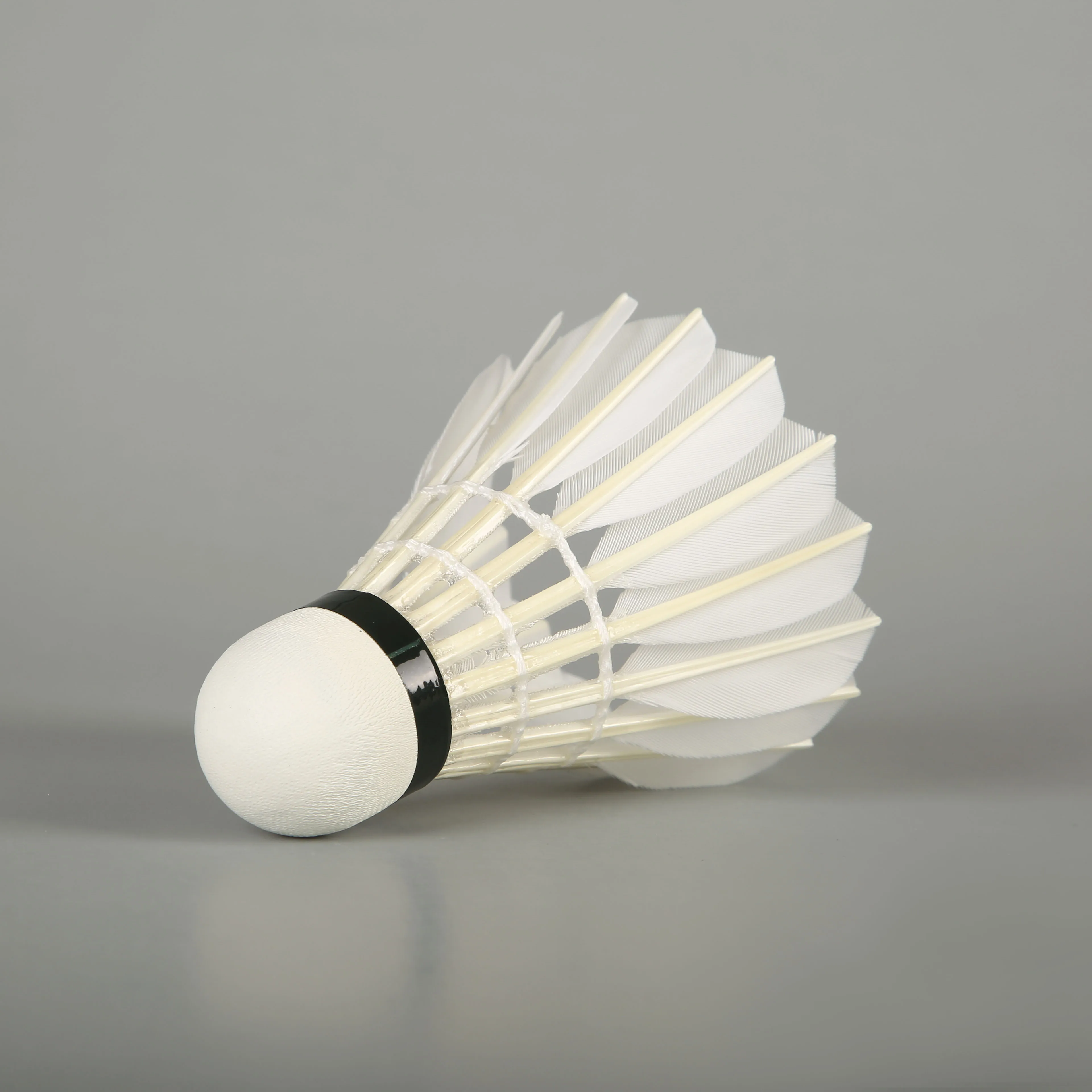 Lingmei Brand Badminton Shuttlecock Goose Feather LM10 Shuttle Cock in Stock
