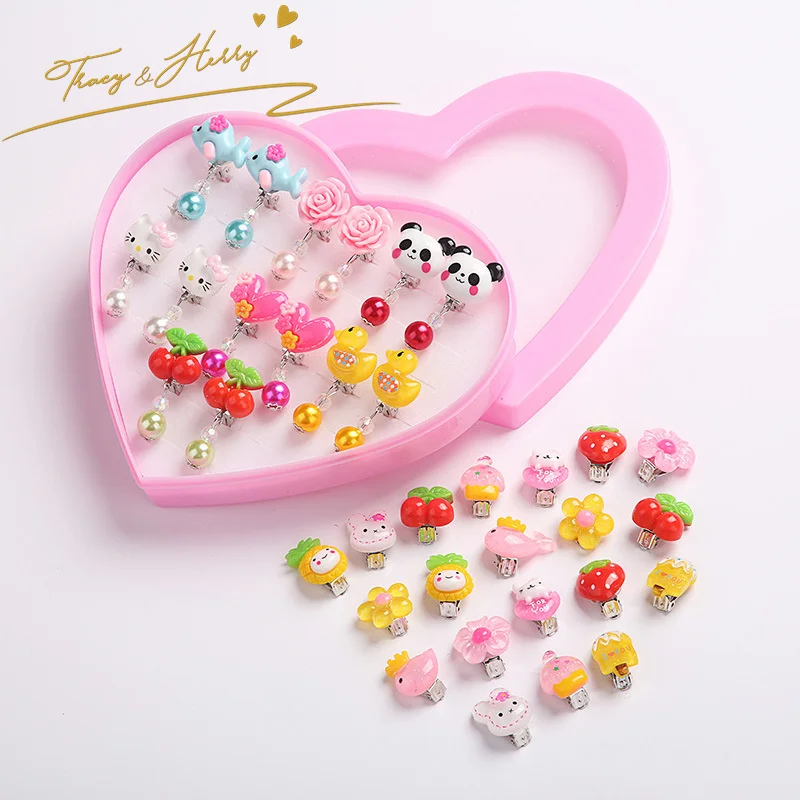 Tracy & Herry Wholesale 7Pcs Set Cheap Children Cute Pink Clip Earrings Box Packaging Custom Logo Cartoon Diamond Ring On Ear