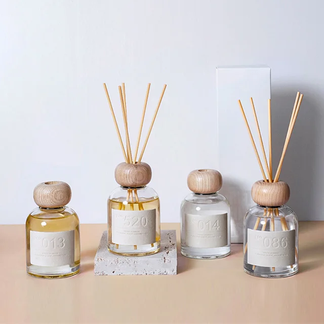 Transparent Reed Diffuser Perfume Bottle Wooden Screw Cap and Leather Label