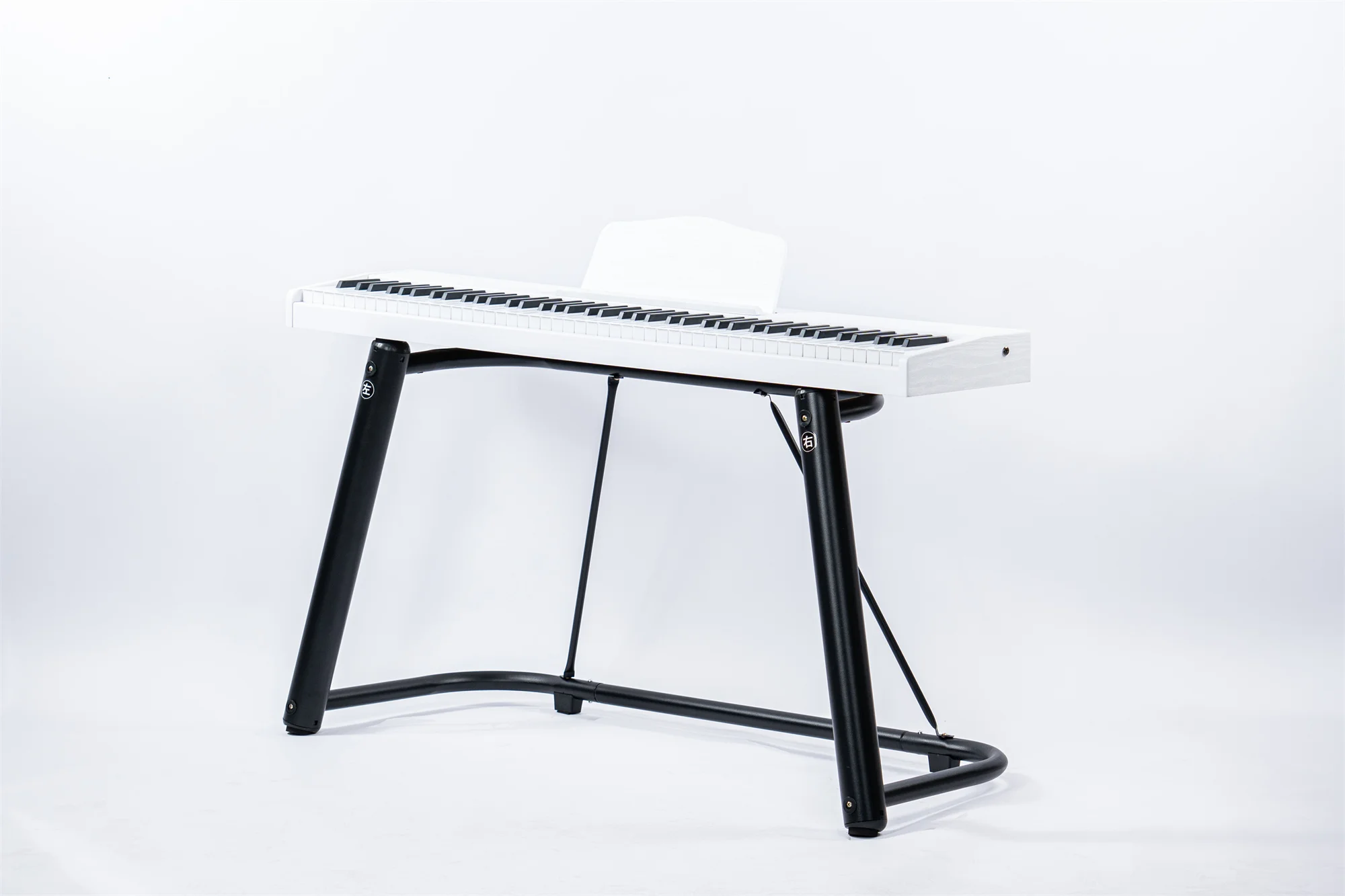 88Key High Quality Electronic Keyboard With Single And Triple Pedal Digital Piano Ideal  For Music Lovers