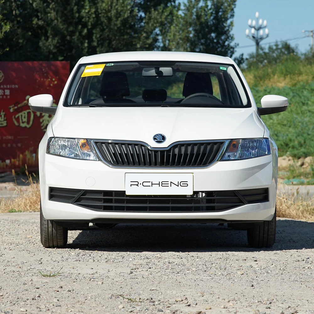 Дешевая цена 2025 новый автомобиль скоростные седаны 1 5 л сиденья бензиновые автомобили по низкой цене