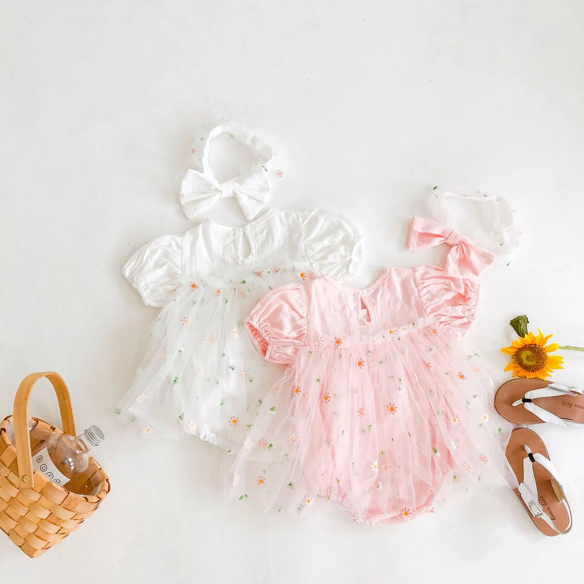 
Ins 2020 Summer Full Moon Baby Baby Hundred-Day Dress Princess Puff Sleeve Daisy Net Yarn Romper Dress Romper 