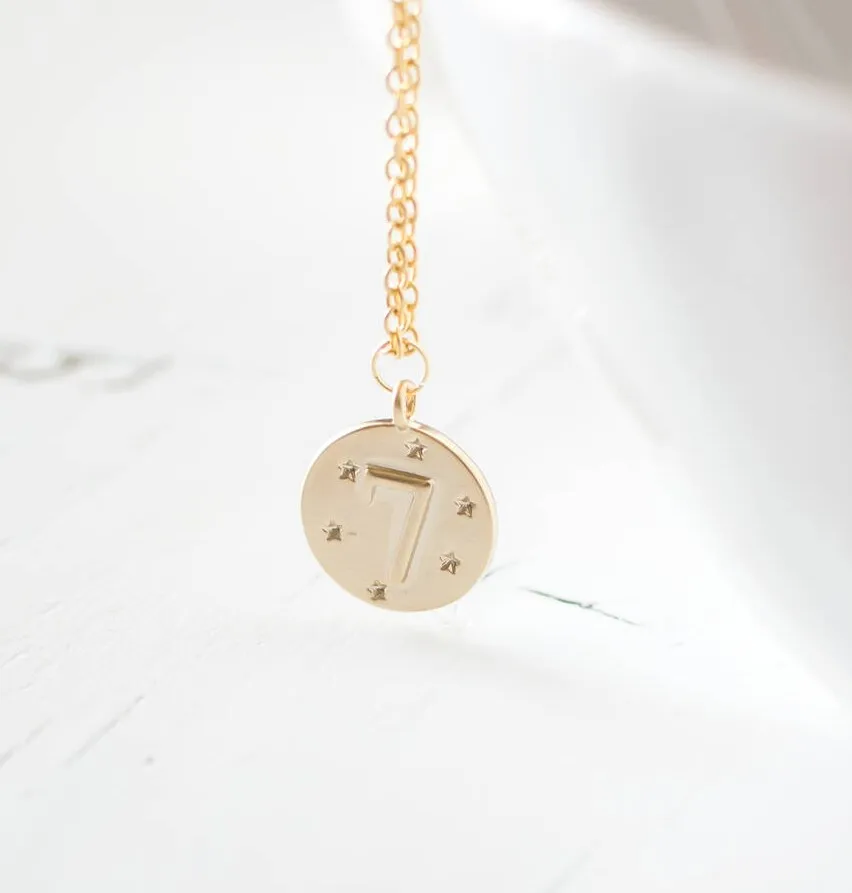  Inspire jewelry Ins популярный дизайн счастливые номера 7 гравировка бирка кулон ожерелье с именем на заказ логотип позолоченное для женщин 2020