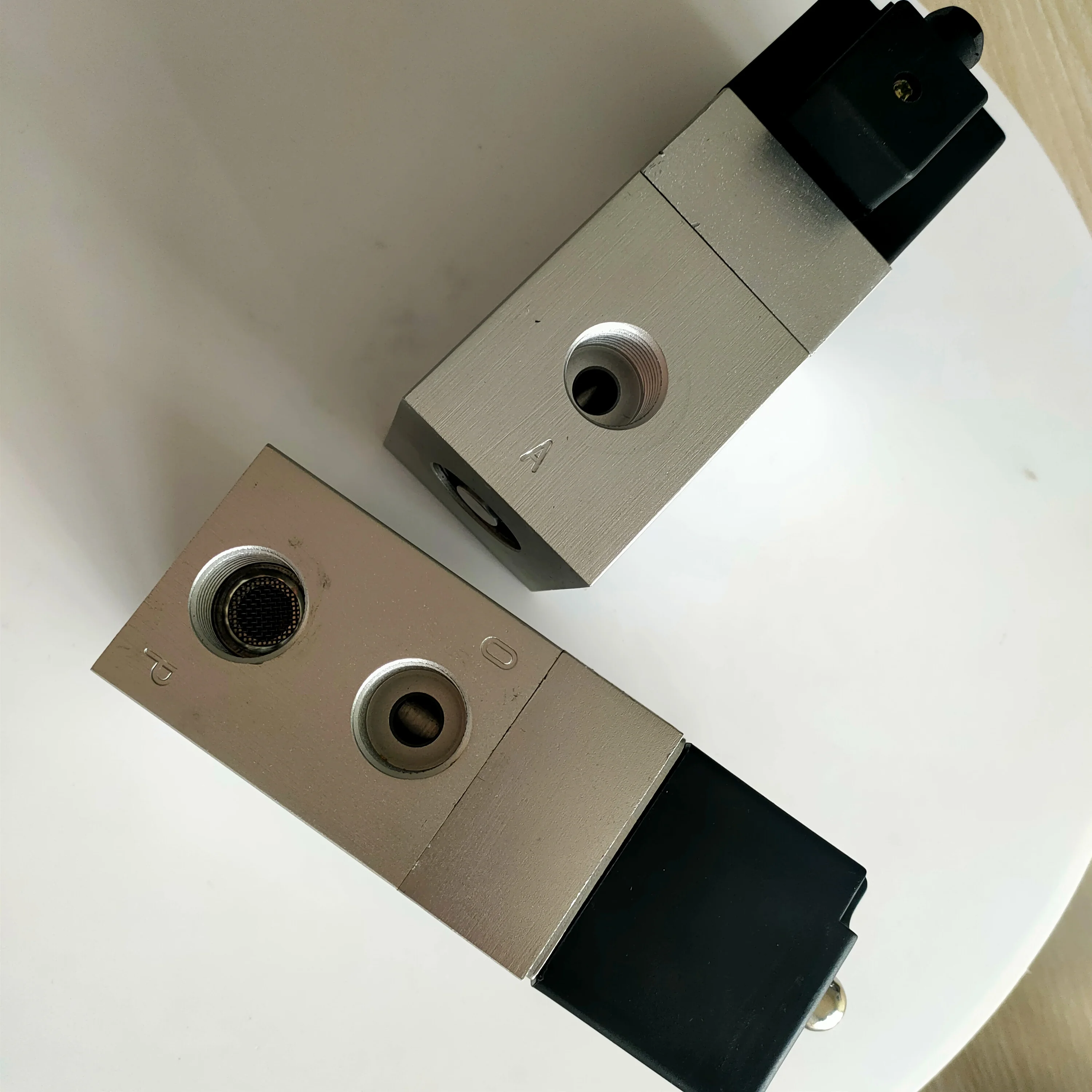 Хорошее качество юнчэн YO23jd-15p 0 2-3.2MPa электромагнитный ПЭТ клапан для бутыло выдувные машины