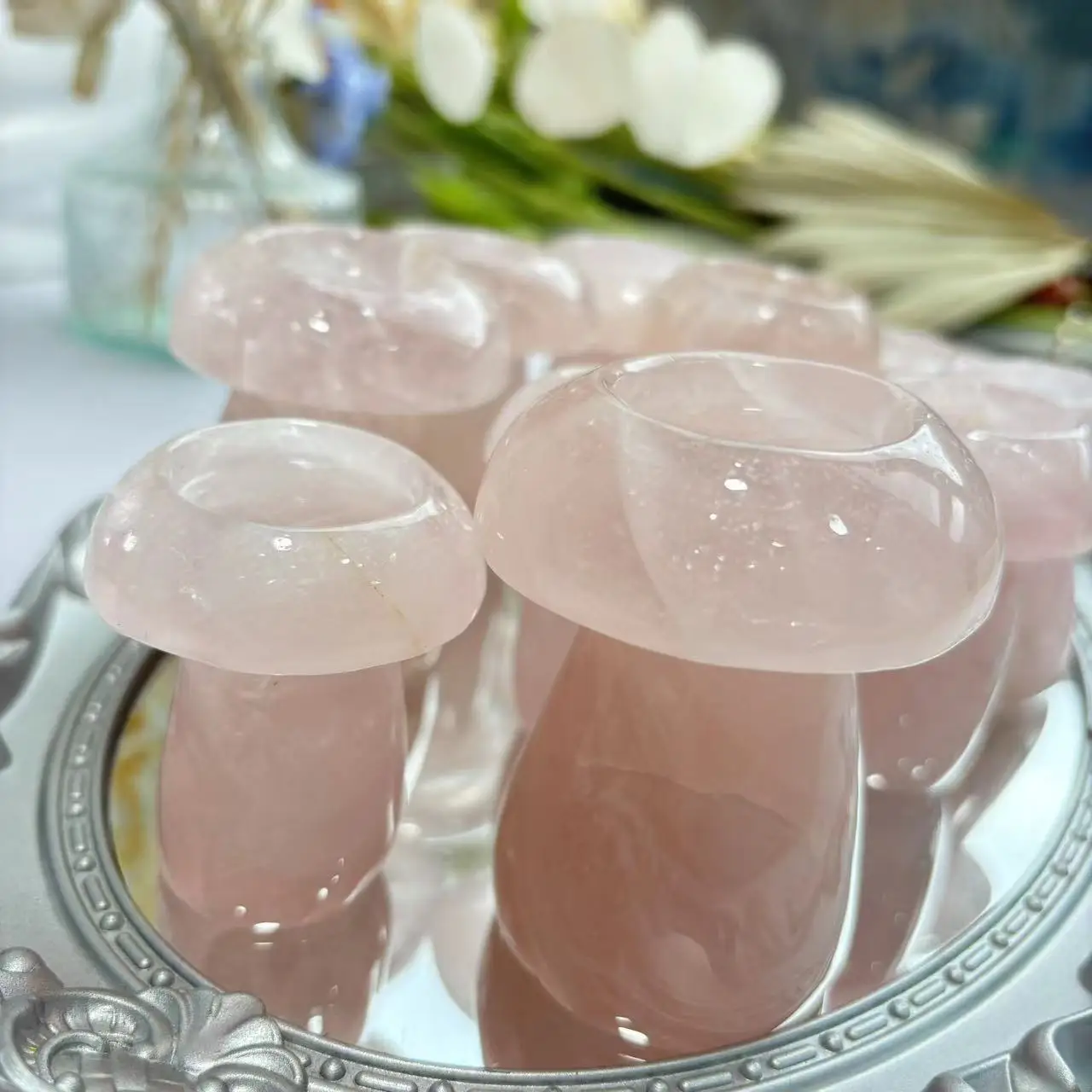 High Quality Natural Mushroom Shape Quartz Wholesale Crystal Sphere Stand Candle Stand Ice Rose Quartz Mushroom For Decoration