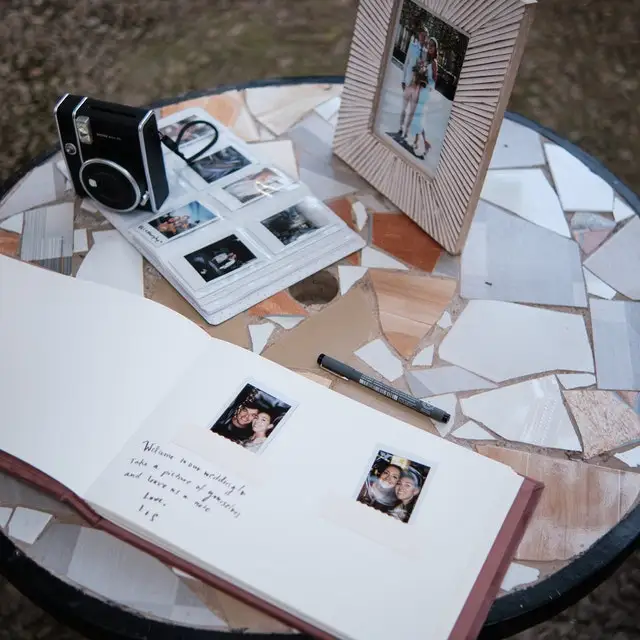 Unique Personalized Customized Gold Stamping Logo Luxury Hardcover Blank Wedding Guest Book