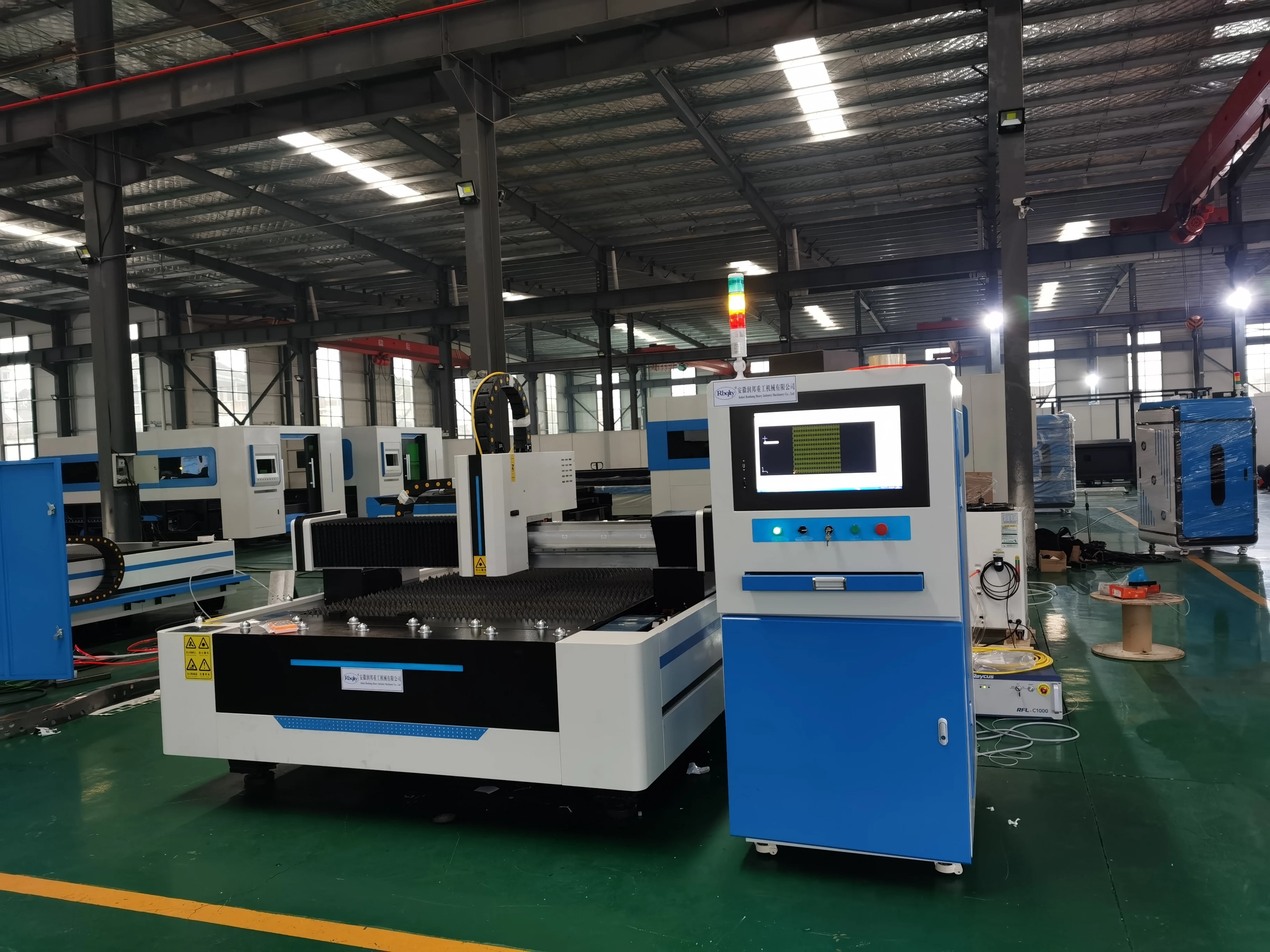 2021 Top sale High quality 2000w  cnc laser metal cutting machine  cnc