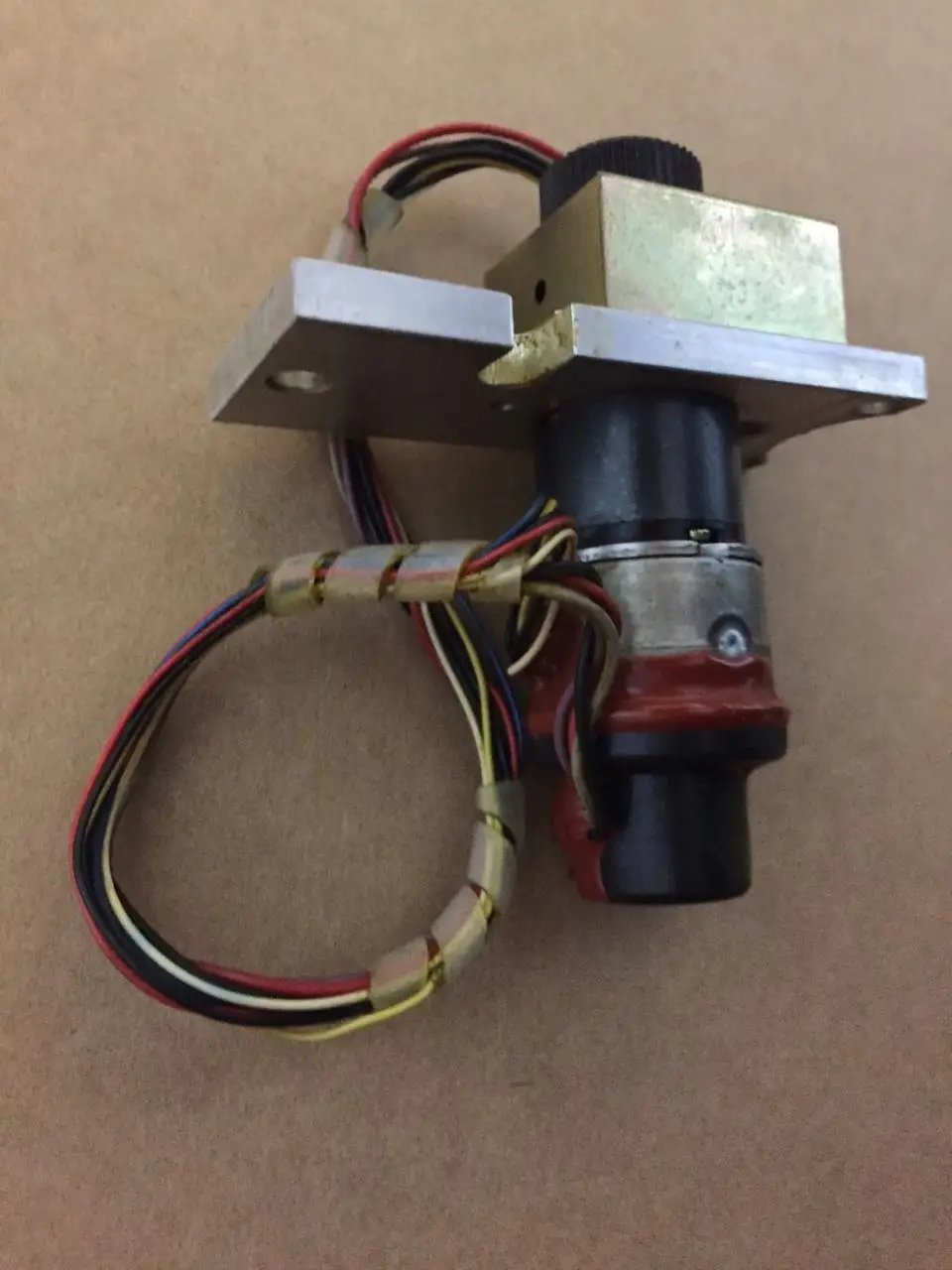 Komori Ink Key Motor(SIRC-VIC)(IJV-4015-D04)