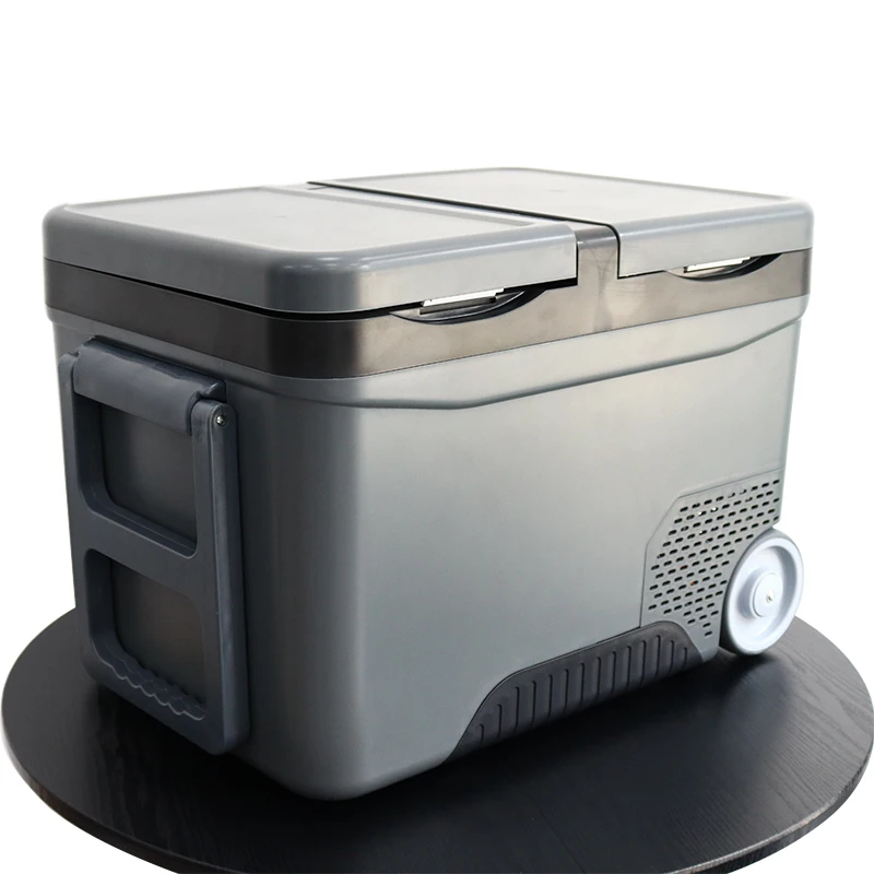 Usb mini freezer car 12v mini refrigerator for car fridge portable mini water cooler car beauty fridge manufacturer