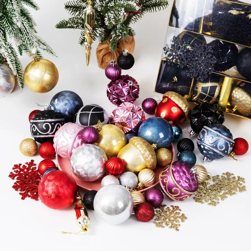 44pcs Christmas Ball & Tree Ornaments Red and White Set Hand-Painted Christmas Balls For Parties And Christmas Tree Decorations