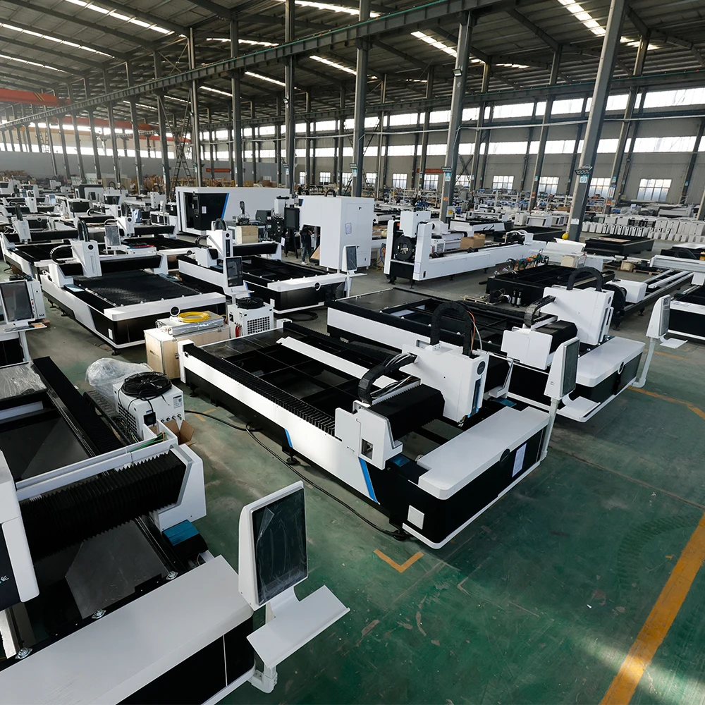 GOLD MARK high accurate fiber laser cutting machine 1500x3000mm with cabin