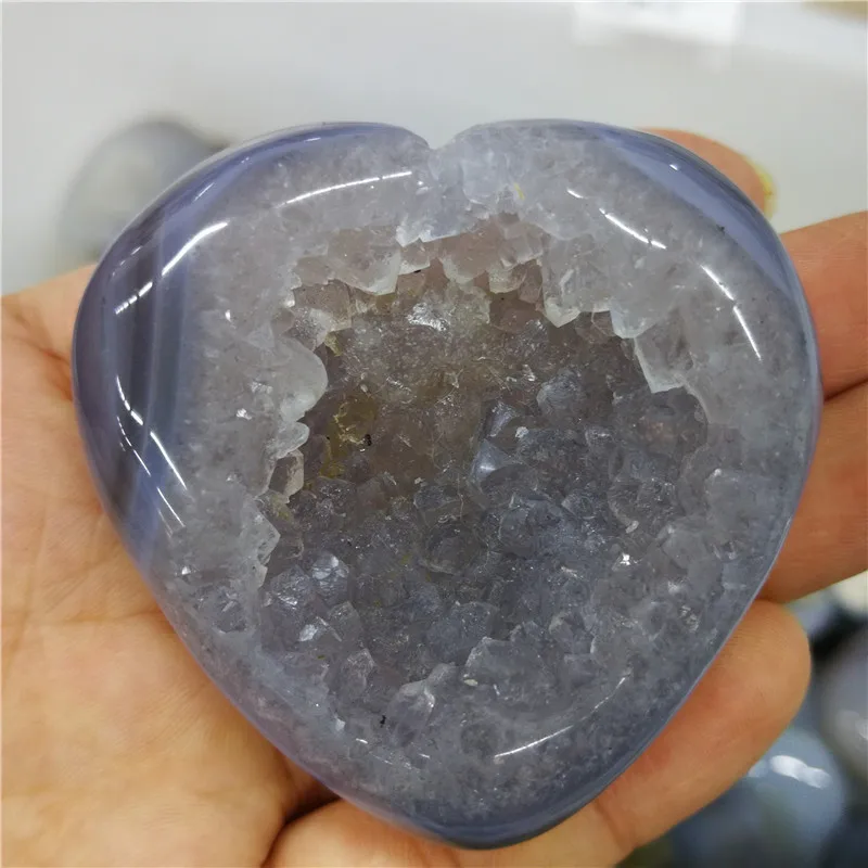 Hot sale high quality Natural crystal crafts Agate Geode Carved Moon/Star /love heart For Home Decoration