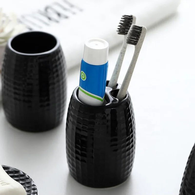 wholesale  Soap Bottles Dispenser hotel Bathroom Accessories Set ceramic