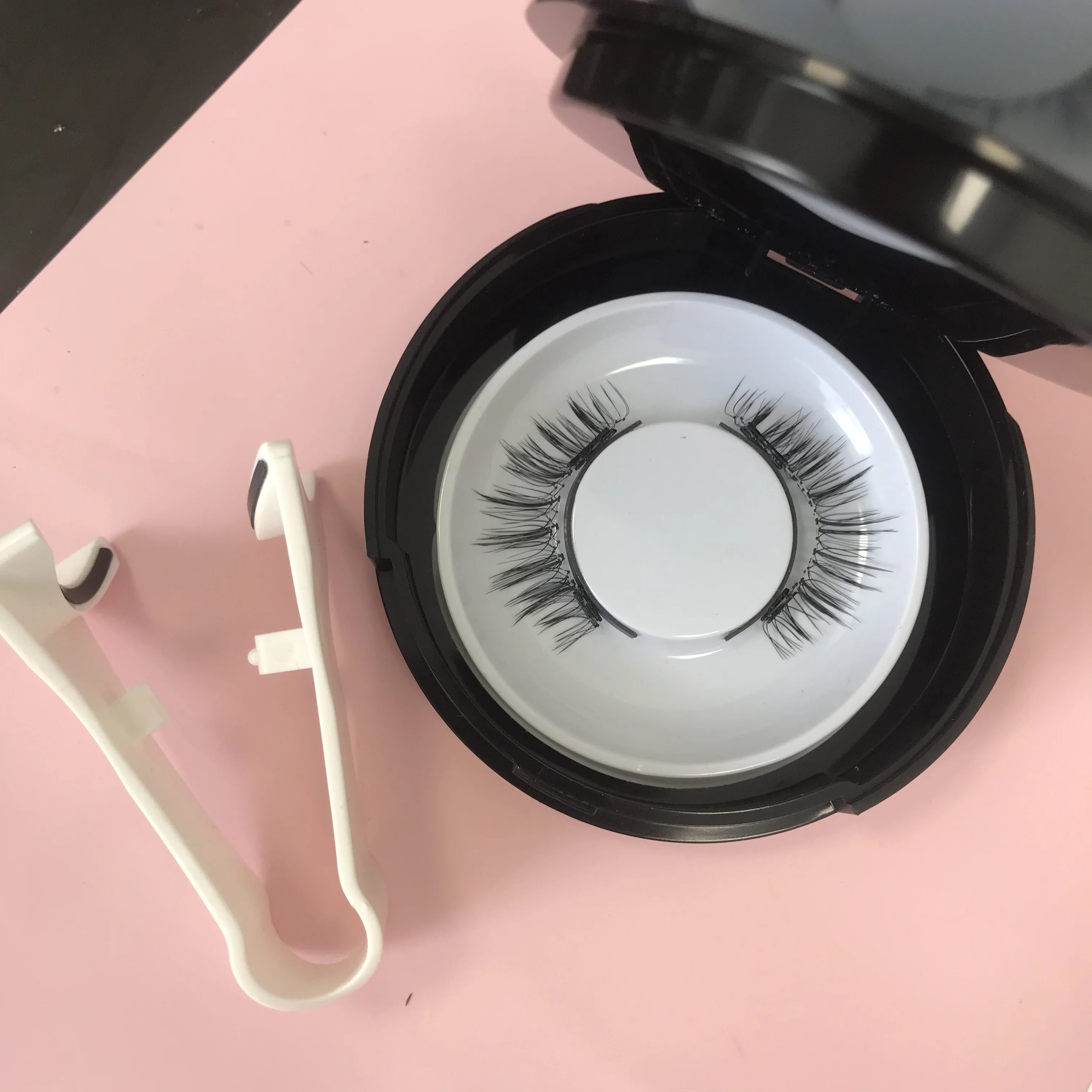 Wholesale natural silk 3d faux mink 5d magnetic lashes applicator soft no glue Quantum 1 2 3 4 magnets Magnetic Eyelashes