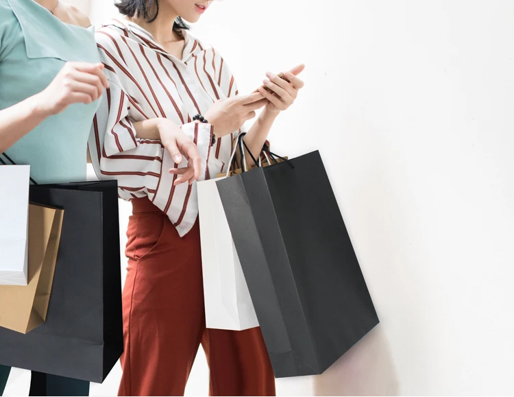 Custom Printed Paper Bags For Shopping With Logo Metallic Silver Shopping Bags