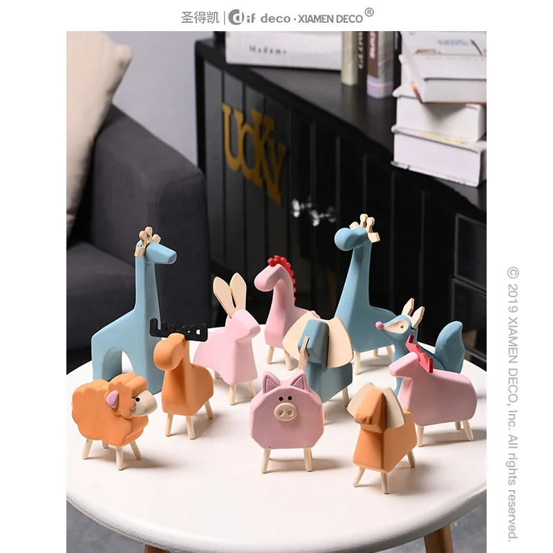 Factory direct selling ceramic crafts creative home decoration wooden foot ornaments dropshipping home decor