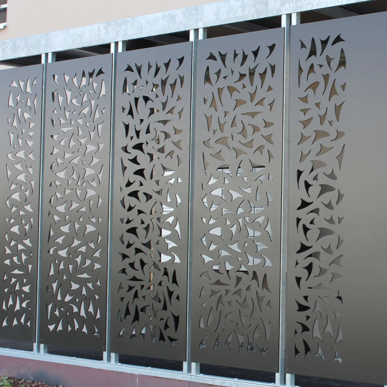 laser cutting decorative privacy home outdoor garden art pattern powder coated aluminum alloy sheet metal fence