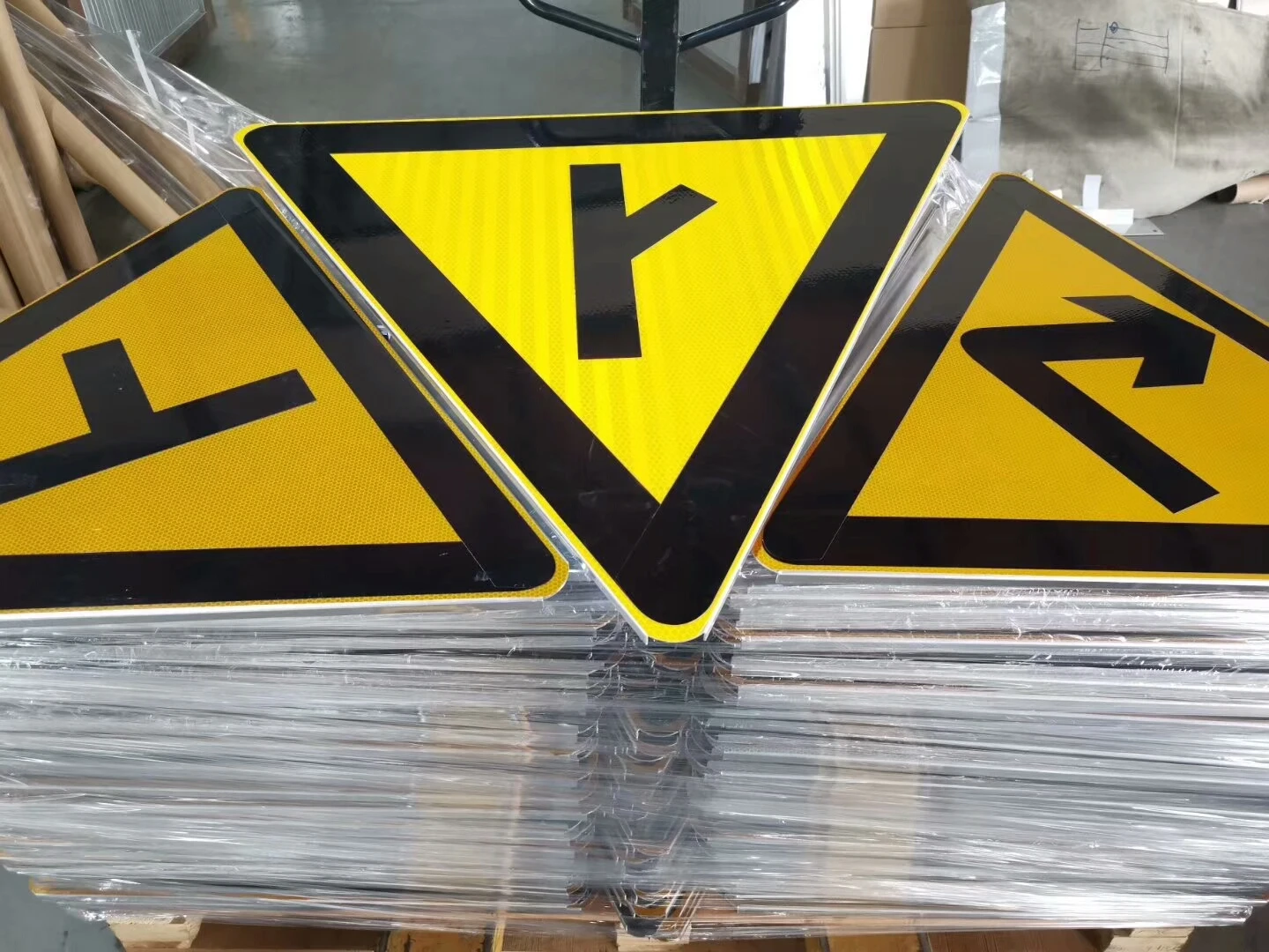 High Visibility Customized Traffic Reflective Road Sign Sticker for Warning Board