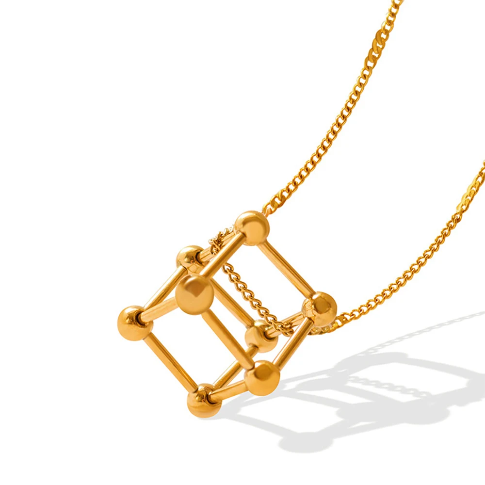 Creative Gold Plated Waterproof Women Jewelry Stainless Steel Hollow Square Pendant Necklace