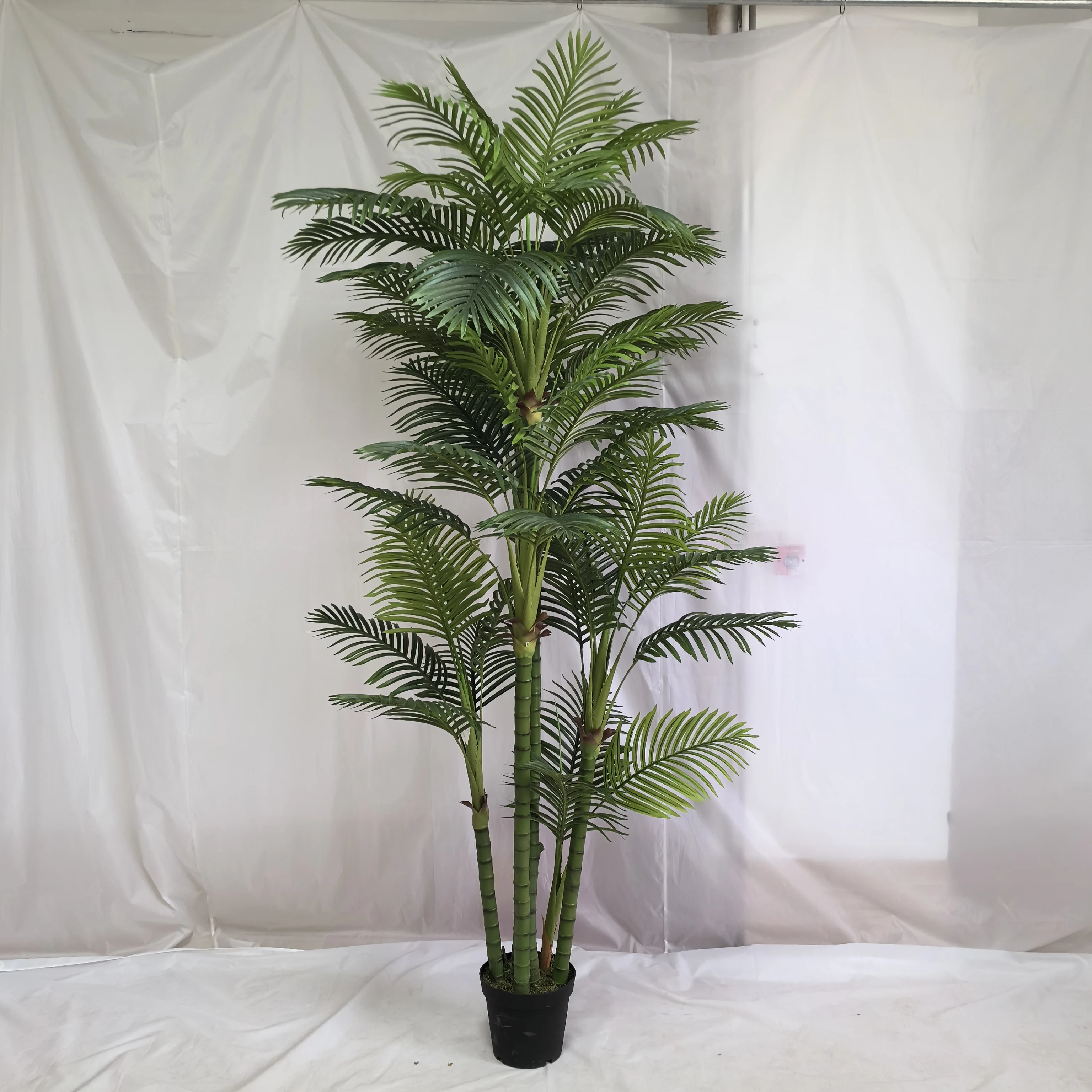 Hotsale Plastic Muti-Poles Potted Artificial Palm Tree for Indoor Outdoor Decoration