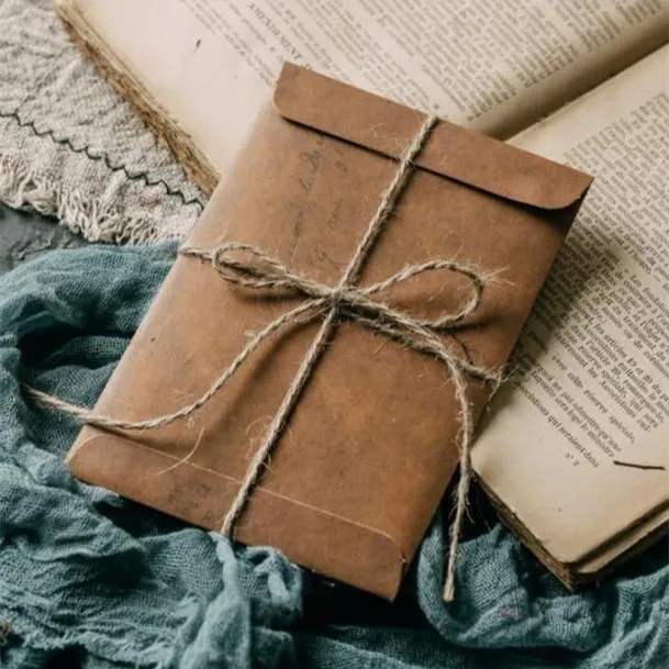 Eco Friendly Large Cardboard Letter Mail Shipping Mail Envelopes  For Delivery