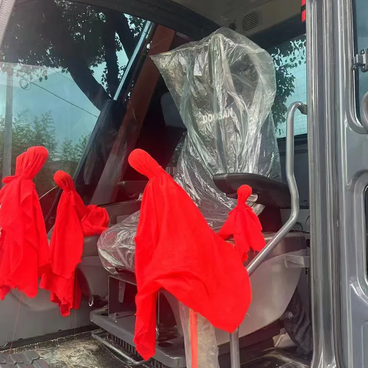 Hot Sale Used Doosan Dx75 Small 7.5t Hydraulic Excavator South Korea for Sale DX75 mini excavator