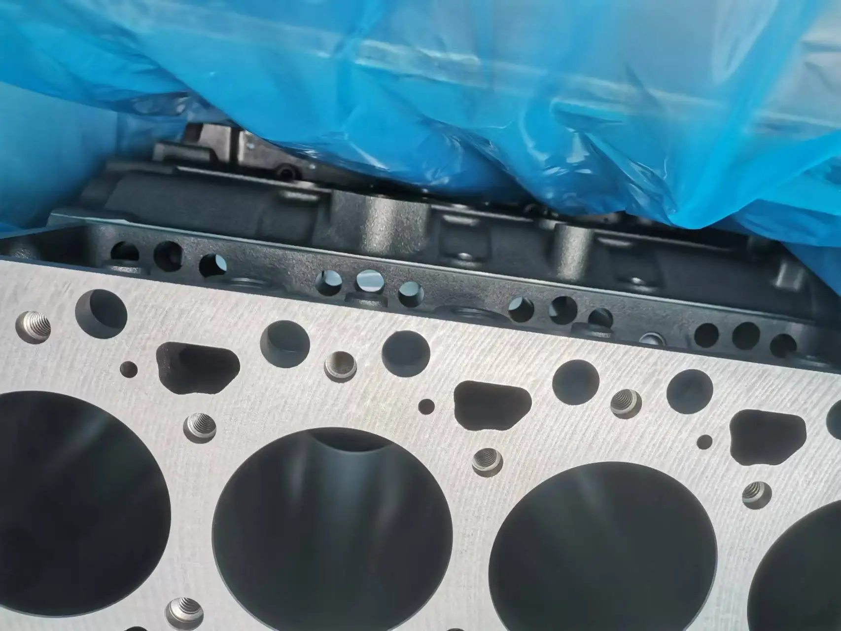 4D102 4BT 4BT3.9 Cylinder Block Assembly 6731-21-1010 3903920 S4D102 PC120-6 engine