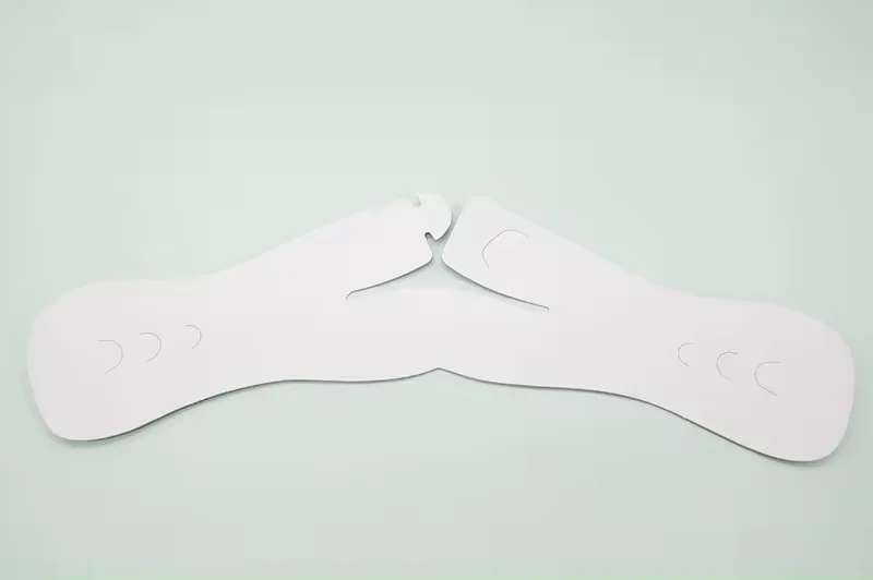 Wholesale Suit Paper Laundry Shoulder Pads Disposable Dry Cleaning Guards for Clothes Hanger