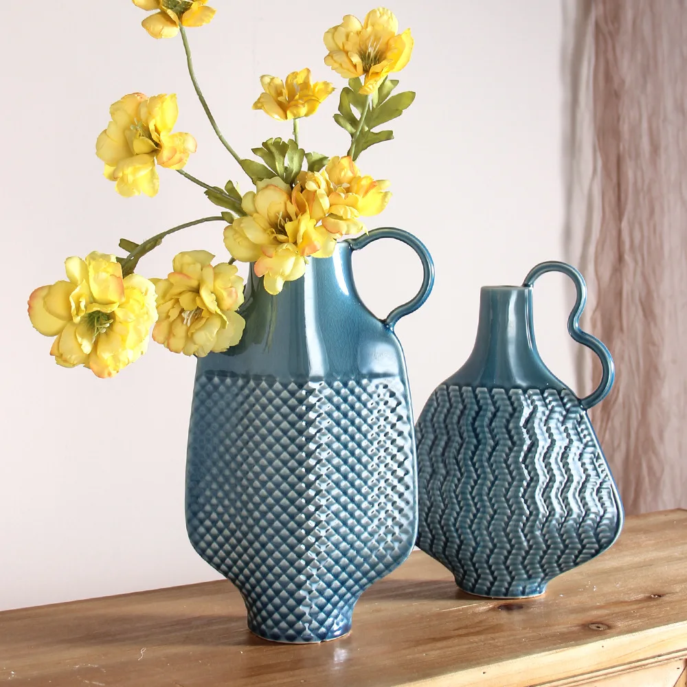 Italian pottery vase ceramic  high-end vintage porcelain ornaments ins style high-value insert special-shaped blue vase