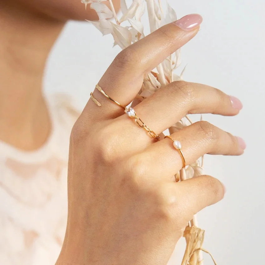 Minimalist Dainty Jewelry 925 Sterling Silver 18K Gold Plated Simple Spinning Natural Freshwater Pearl Ring for Women