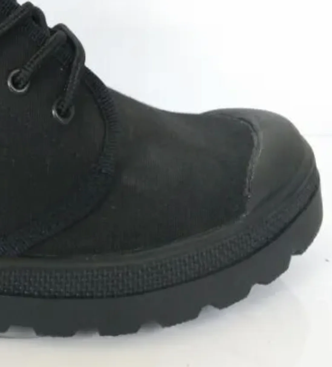 Black canvas boots training shoes with rubber sole for sale